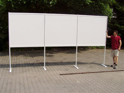 Systemstellwand R8 mit Auslegefu�